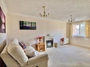 Living dining room- click for photo gallery